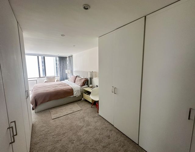 Apartamento de 3 alcobas en venta en El Refugio, Bogotá, 173 m² · foto 16 de 22