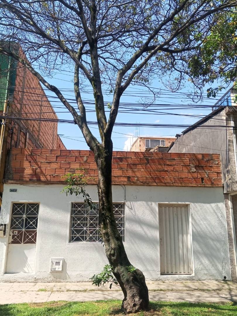Casa en venta en Super Manzana 16, Bogotá · foto 3 de 15
