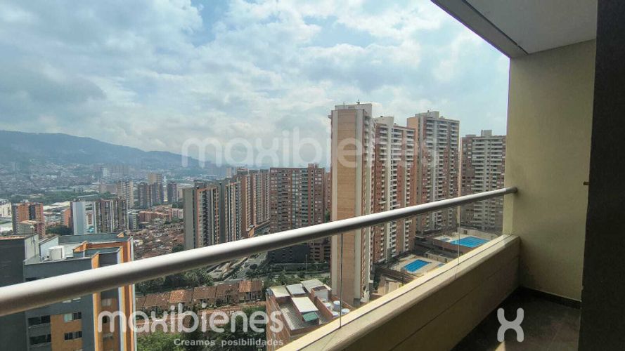 Apartamento en Arriendo en Las Lomitas, Sabaneta