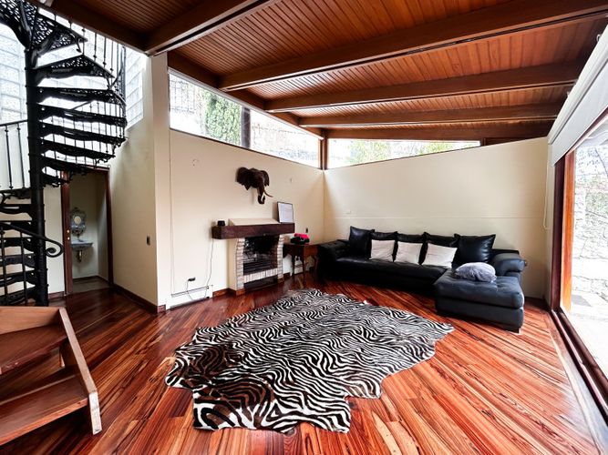 Casa de 4 alcobas en venta en Bosque De Pinos, Bogotá, 650 m² · foto 5 de 17