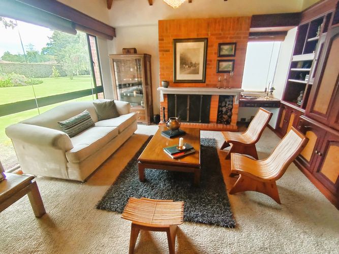 Casa de 4 alcobas en venta en San Jorge, Mosquera, 416 m² · foto 4 de 24