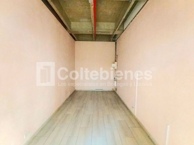 Local en venta en Vía Las Palmas, Medellín, 17 m² · foto 2 de 7