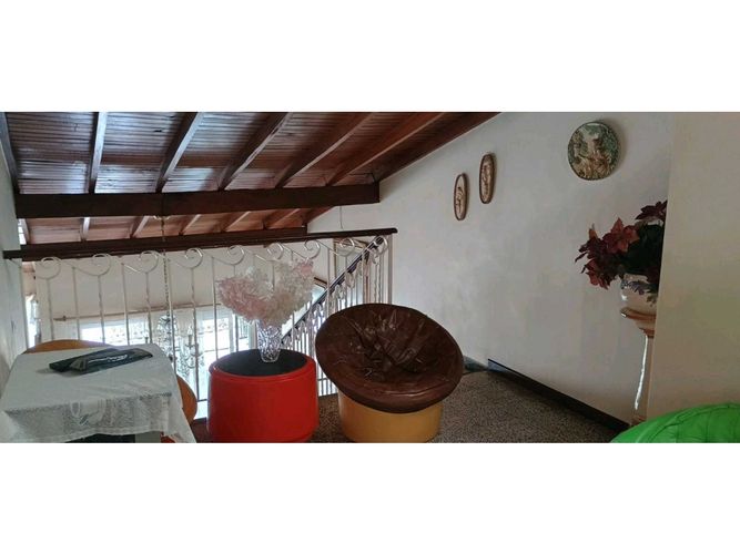 Casa de 4 alcobas en venta en El Danubio, Medellín, 177 m² · foto 18 de 24