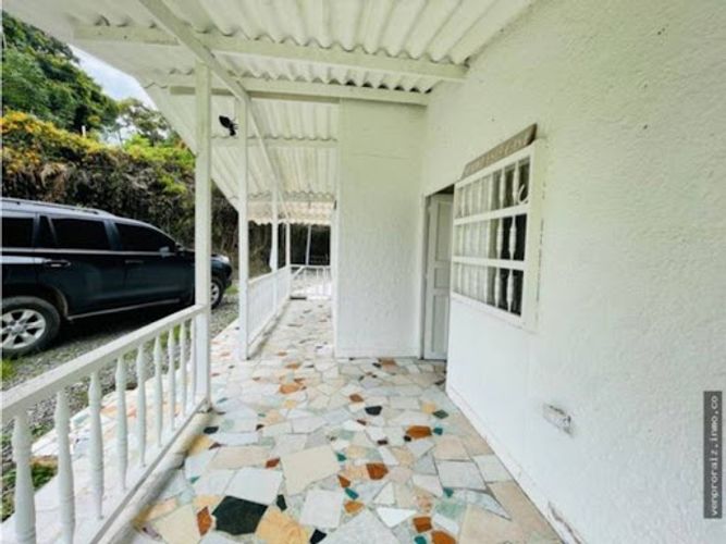 Finca en venta en El Porvenir, Rionegro, 295 m² · foto 2 de 21