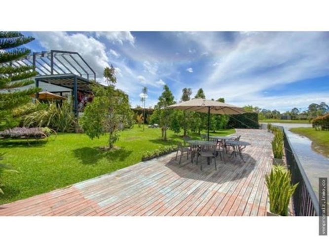 Casa de 8 alcobas en arriendo en El Porvenir, Rionegro, 450 m² · foto 5 de 18