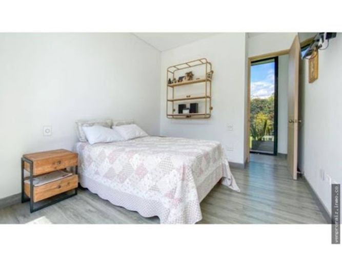 Casa de 8 alcobas en arriendo en El Porvenir, Rionegro, 450 m² · foto 14 de 18