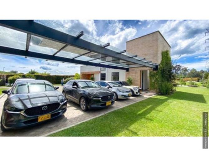 Casa de 8 alcobas en arriendo en El Porvenir, Rionegro, 450 m² · foto 18 de 18