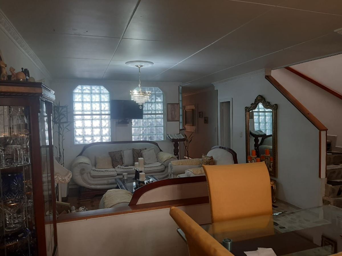 Casa en venta en Engativá, Bogotá · foto 7 de 24
