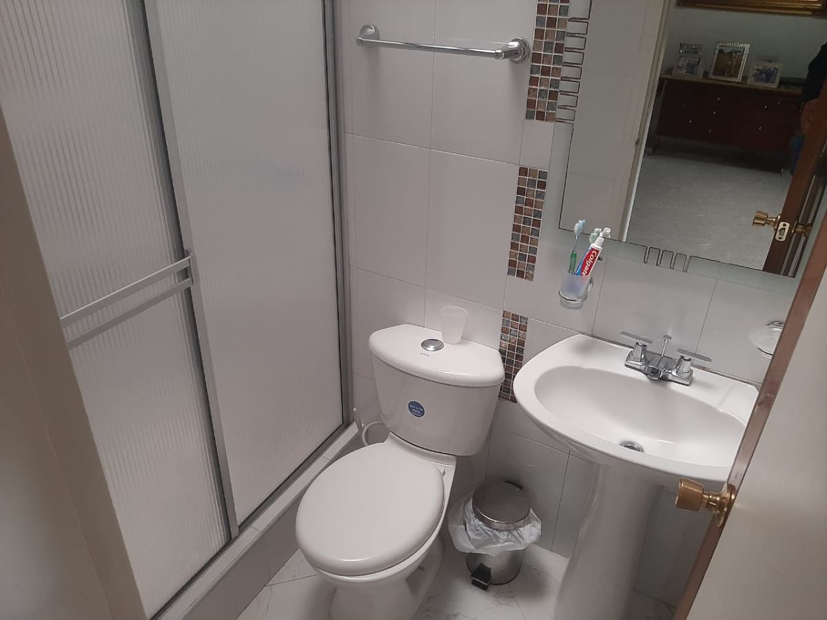Casa en venta en Engativá, Bogotá · foto 16 de 24