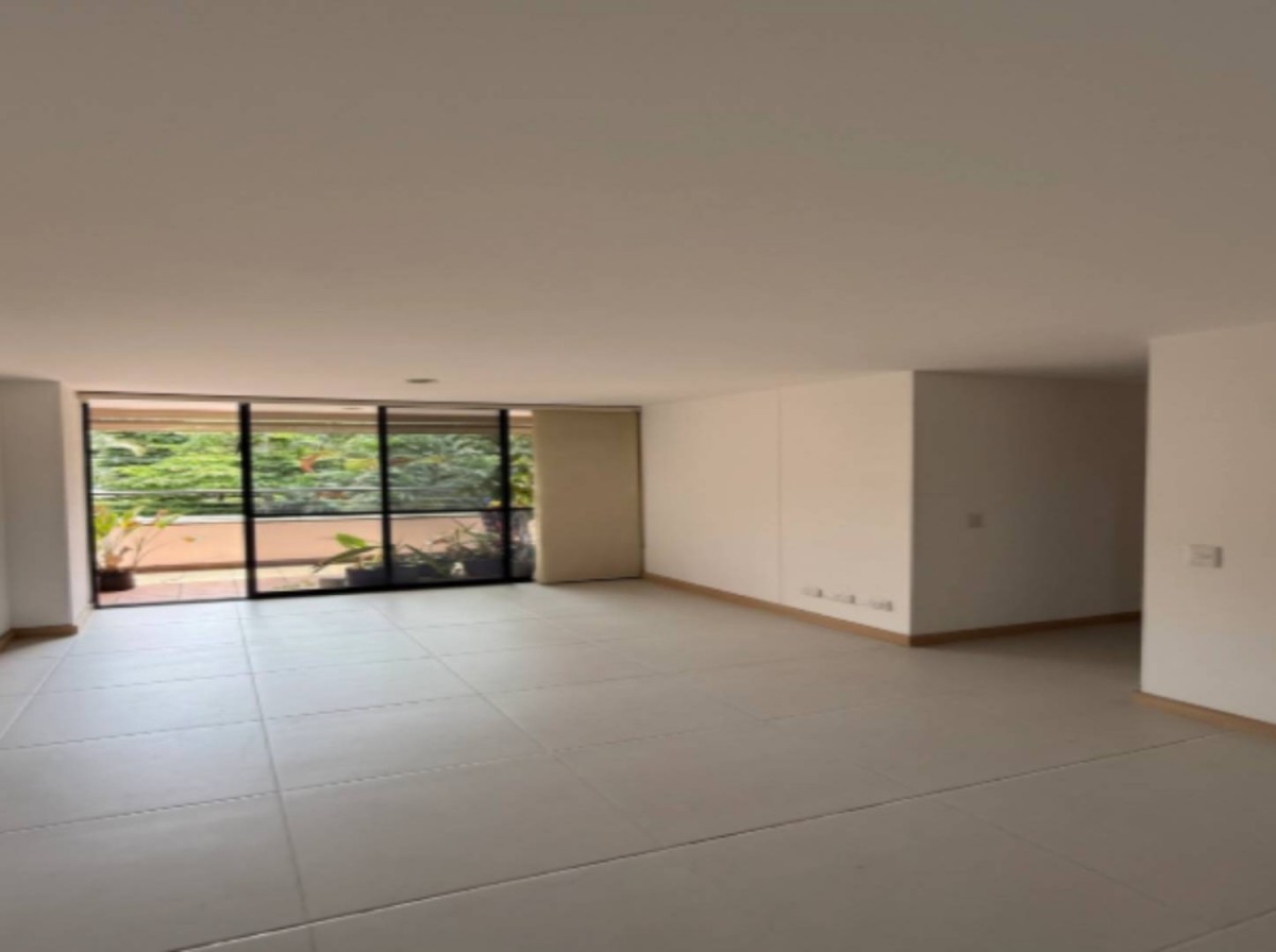Apartamento en Arriendo en Diego echavarria, Medellín en Diego Echavarria