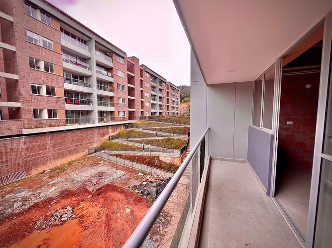 Apartamento de 3 alcobas en venta en San Nicolas, La Ceja, 63 m² · foto 5 de 24