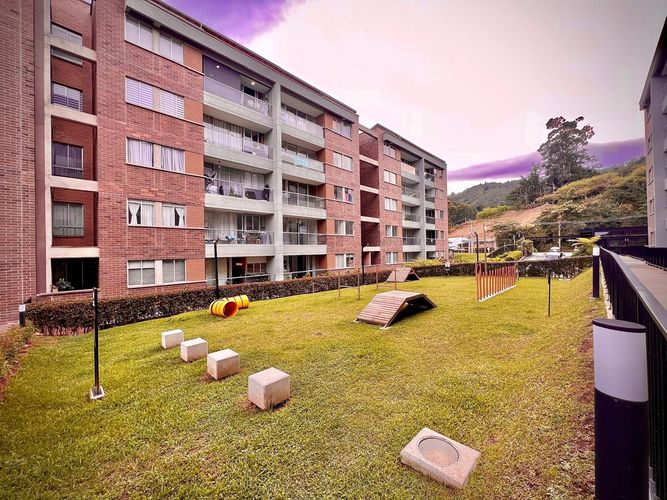 Apartamento de 3 alcobas en venta en San Nicolas, La Ceja, 63 m² · foto 24 de 24