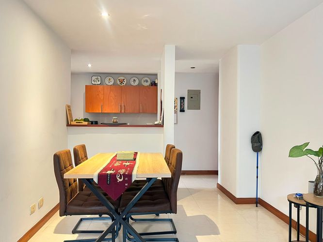 Apartamento de 3 alcobas en arriendo en Loma Del Esmeraldal, Envigado, 100 m² · foto 3 de 15