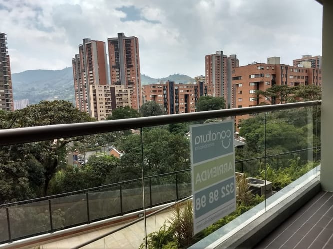 Apartamento de 3 alcobas en arriendo en Suramérica, Itagüí, 73 m² · foto 2 de 18