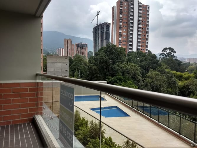 Apartamento de 3 alcobas en arriendo en Suramérica, Itagüí, 73 m² · foto 4 de 18
