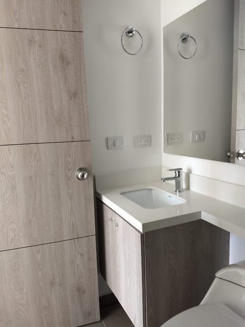 Apartamento de 3 alcobas en arriendo en Suramérica, Itagüí, 73 m² · foto 9 de 18