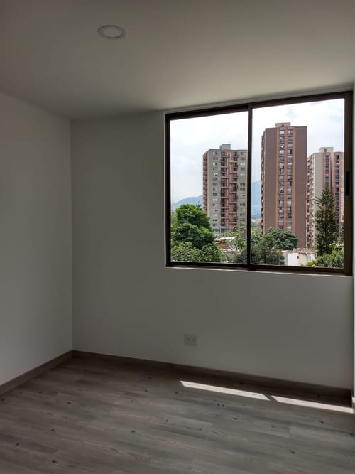Apartamento de 3 alcobas en arriendo en Suramérica, Itagüí, 73 m² · foto 13 de 18