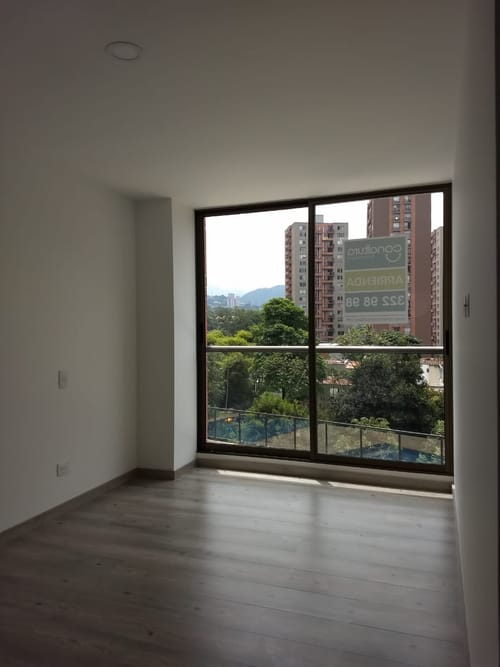Apartamento de 3 alcobas en arriendo en Suramérica, Itagüí, 73 m² · foto 15 de 18