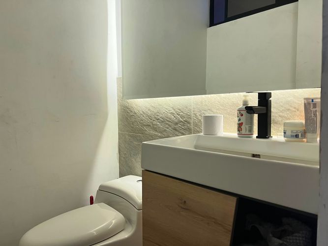 Casa de 3 alcobas en venta en El Poblado, Medellín, 224 m² · foto 17 de 19