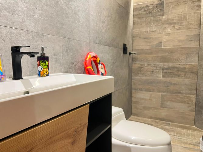 Casa de 3 alcobas en venta en El Poblado, Medellín, 224 m² · foto 16 de 19