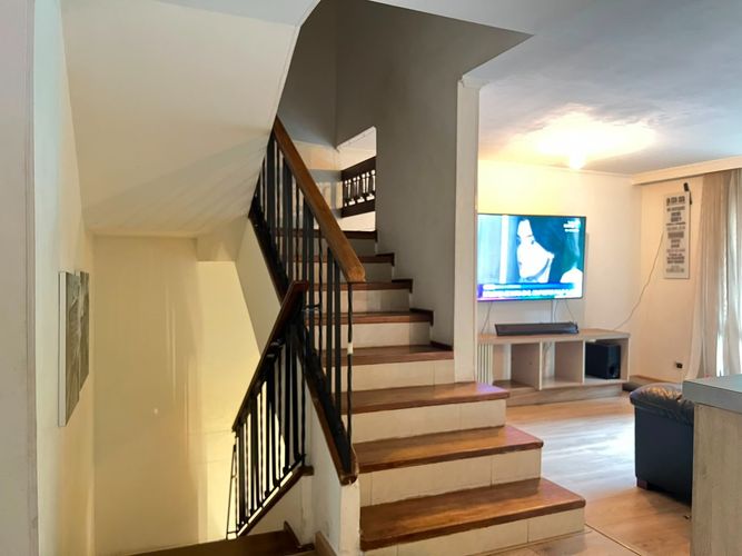 Casa de 3 alcobas en venta en El Poblado, Medellín, 224 m² · foto 6 de 19