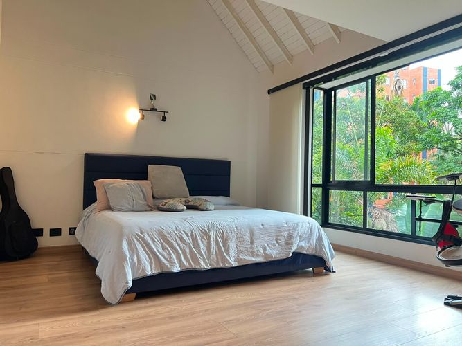 Casa de 3 alcobas en venta en El Poblado, Medellín, 224 m² · foto 13 de 19