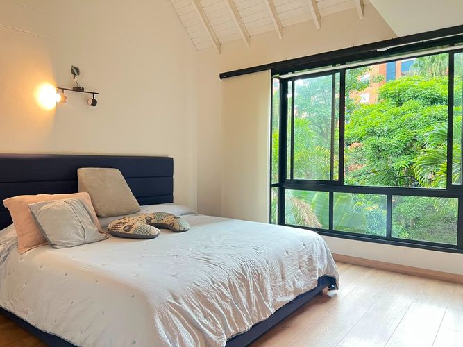 Casa de 3 alcobas en venta en El Poblado, Medellín, 224 m² · foto 12 de 19