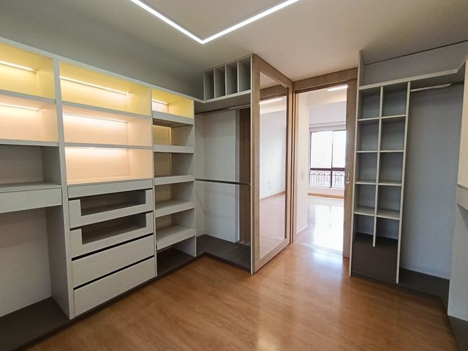 Apartamento de 2 alcobas en arriendo en Castropol, Medellín, 240 m² · foto 16 de 20
