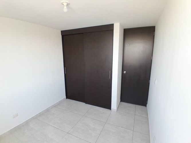 Apartamento de 2 alcobas en venta en El Palenque, Girón, 48 m² · foto 12 de 16