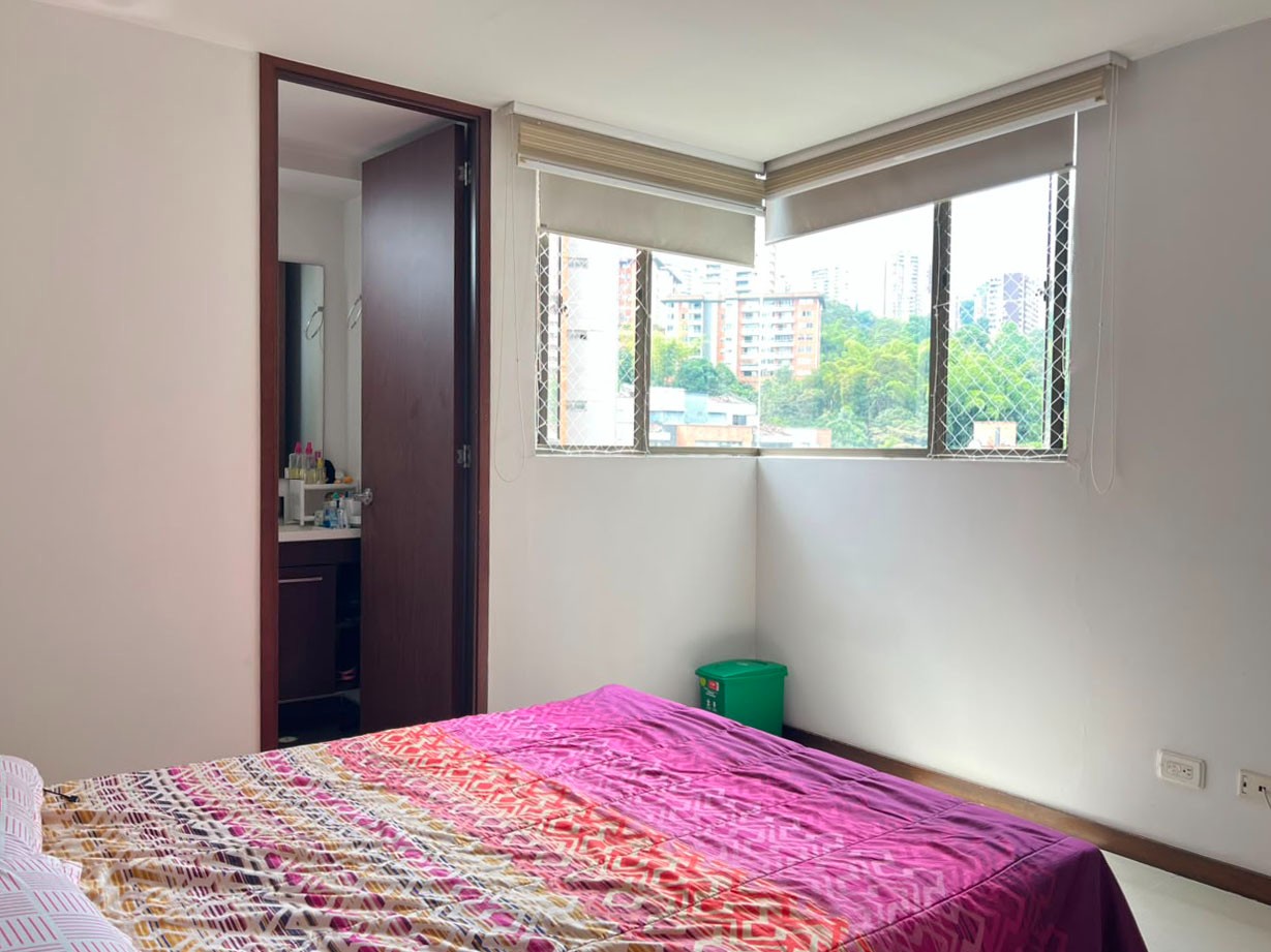 Apartamento en venta en Loma Benedictinos, Envigado · foto 10 de 14