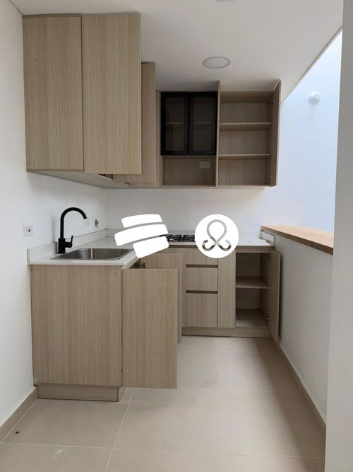 Casa de 2 alcobas en venta en San Nicolas, La Ceja, 120 m² · foto 2 de 16