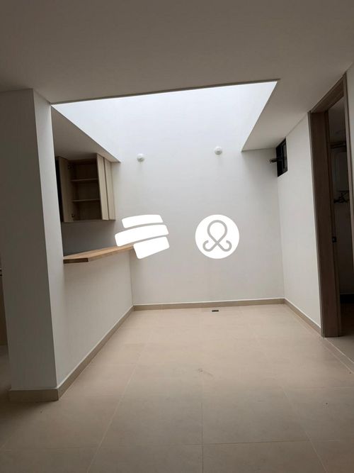 Casa de 2 alcobas en venta en San Nicolas, La Ceja, 120 m² · foto 4 de 16