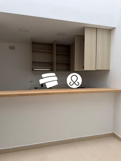 Casa de 2 alcobas en venta en San Nicolas, La Ceja, 120 m² · foto 5 de 16