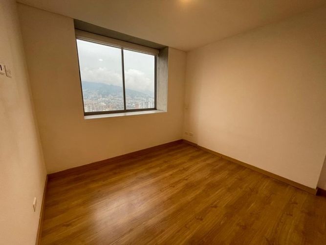 Apartamento de 2 alcobas en arriendo en Loma Del Esmeraldal, Medellín, 68 m² · foto 6 de 12
