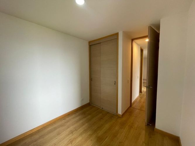 Apartamento de 2 alcobas en arriendo en Loma Del Esmeraldal, Medellín, 68 m² · foto 7 de 12