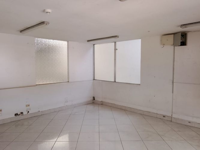Bodega en arriendo en El Poblado, Medellín, 310 m² · foto 2 de 13
