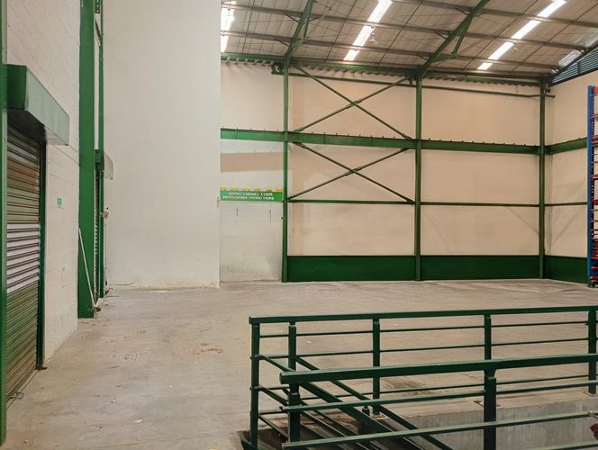 Bodega en arriendo en Actividad Multiple, Copacabana, 1200 m² · foto 13 de 15
