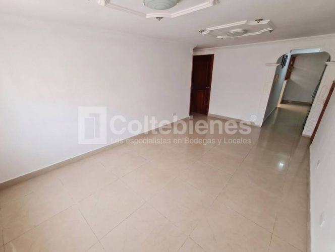 Casa de 3 alcobas en venta en Palenque, Medellín, 72 m² · foto 2 de 12