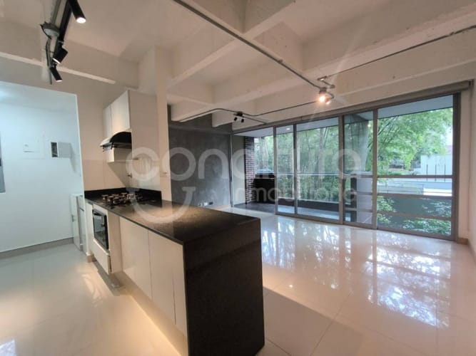 Apartamento de 3 alcobas en arriendo en Santa Fe, Medellín, 99 m² · foto 4 de 23
