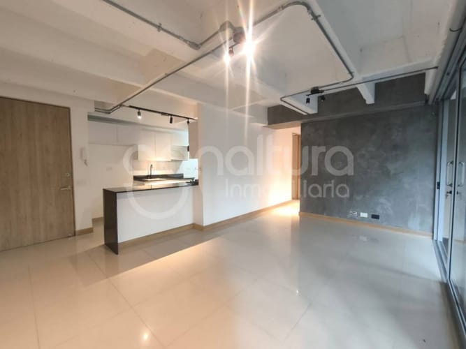 Apartamento de 3 alcobas en arriendo en Santa Fe, Medellín, 99 m² · foto 5 de 23