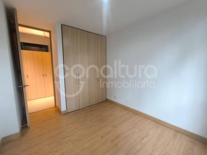 Apartamento de 3 alcobas en arriendo en Santa Fe, Medellín, 99 m² · foto 14 de 23