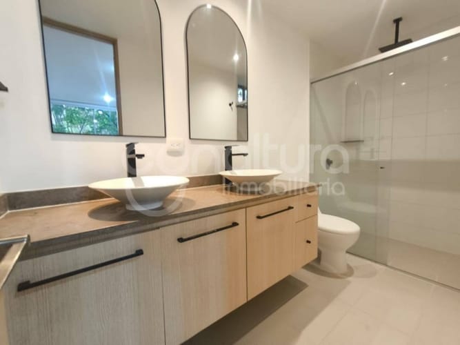 Apartamento de 3 alcobas en arriendo en Santa Fe, Medellín, 99 m² · foto 17 de 23