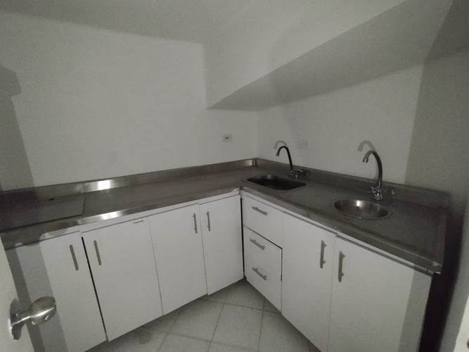 Local en arriendo en Centro, Bello, 247 m² · foto 6 de 20