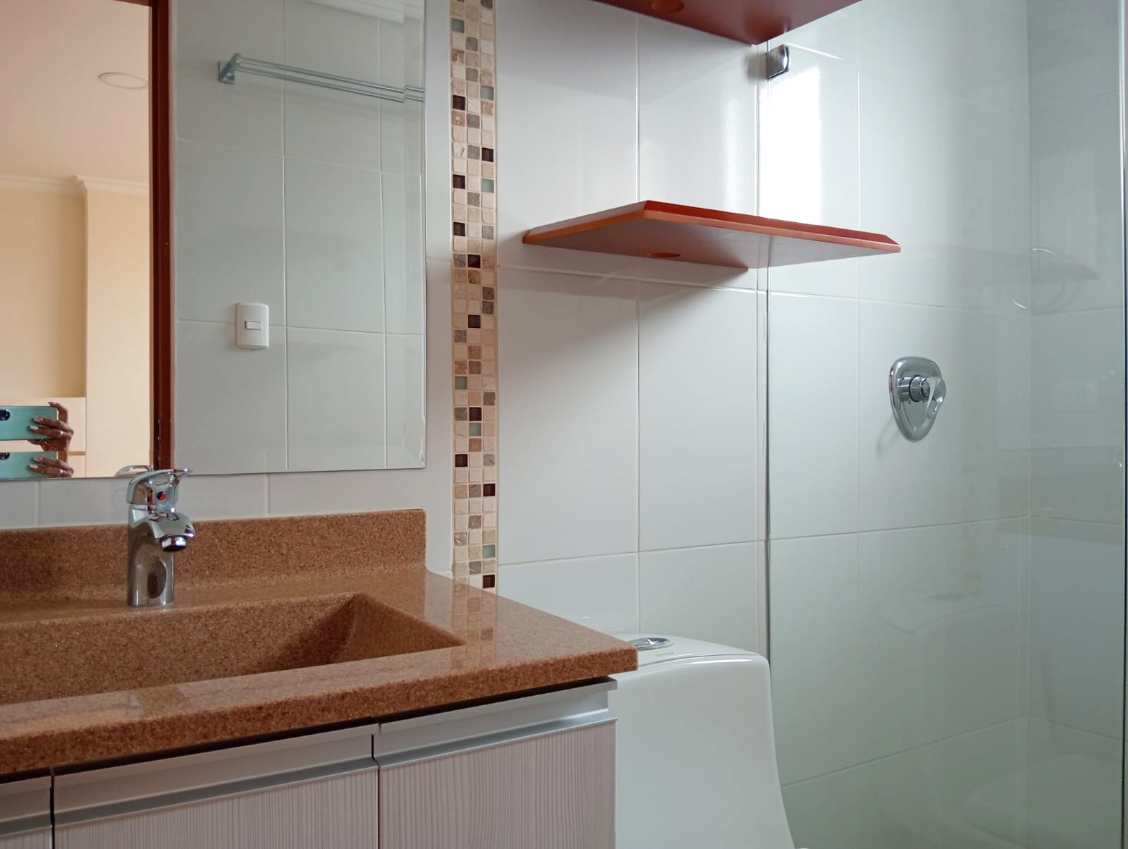 Apartamento en arriendo en Laureles, Medellín · foto 15 de 19
