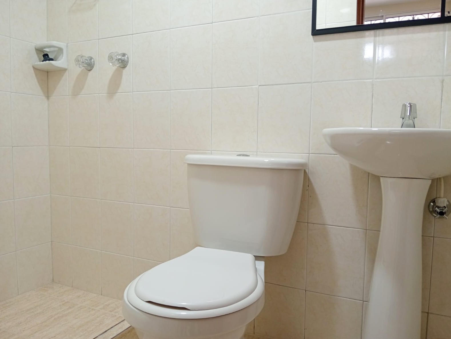 Apartamento en arriendo en Laureles, Medellín · foto 17 de 19