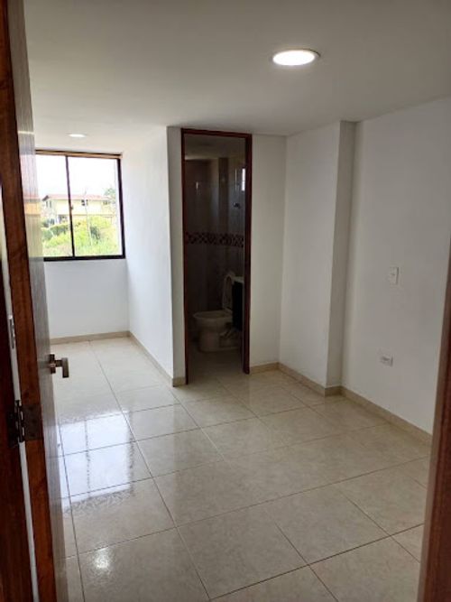 Apartamento de 3 alcobas en venta en San Antonio, Guarne, 110 m² · foto 23 de 24