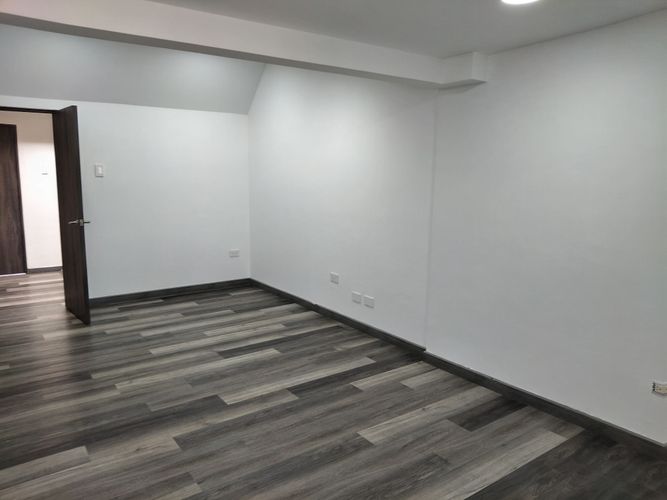 Casa de 4 alcobas en venta en Las Villas, Bogotá, 333 m² · foto 23 de 24
