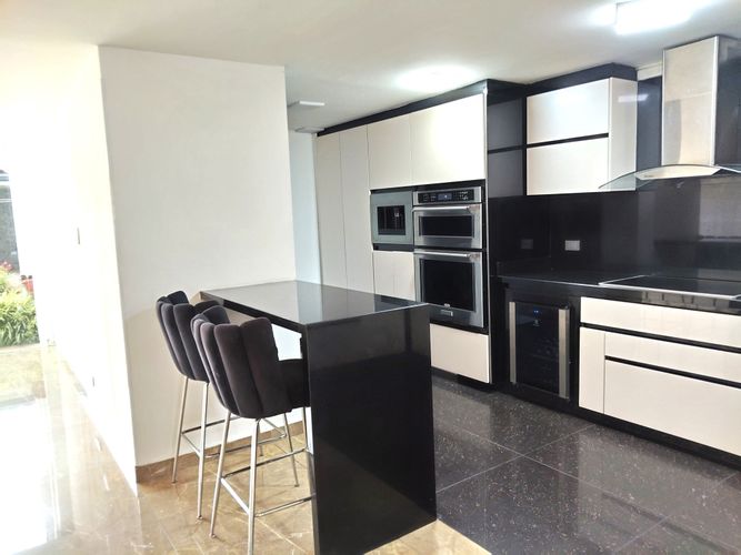Casa de 4 alcobas en venta en Las Villas, Bogotá, 333 m² · foto 14 de 24