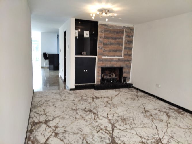 Casa de 4 alcobas en venta en Las Villas, Bogotá, 333 m² · foto 11 de 24
