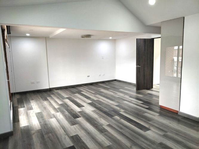 Casa de 4 alcobas en venta en Las Villas, Bogotá, 333 m² · foto 10 de 24